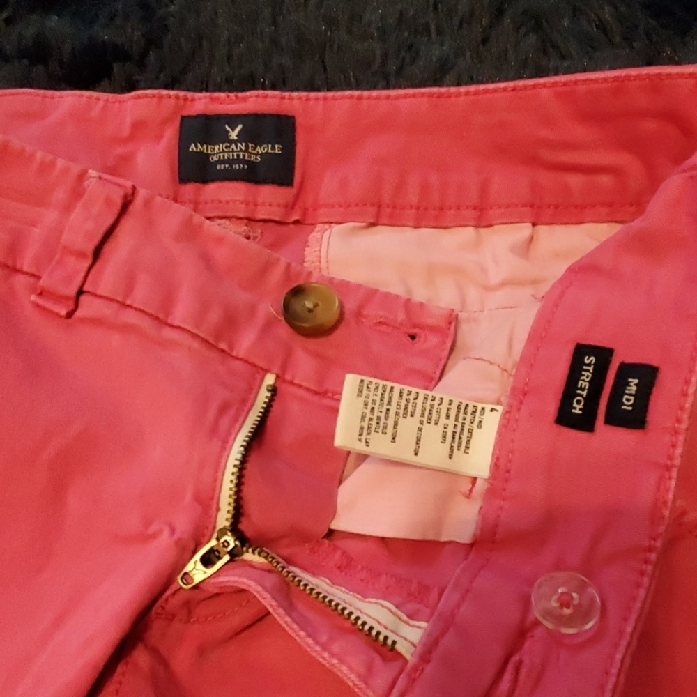 AE shorts - Picture 2 of 3